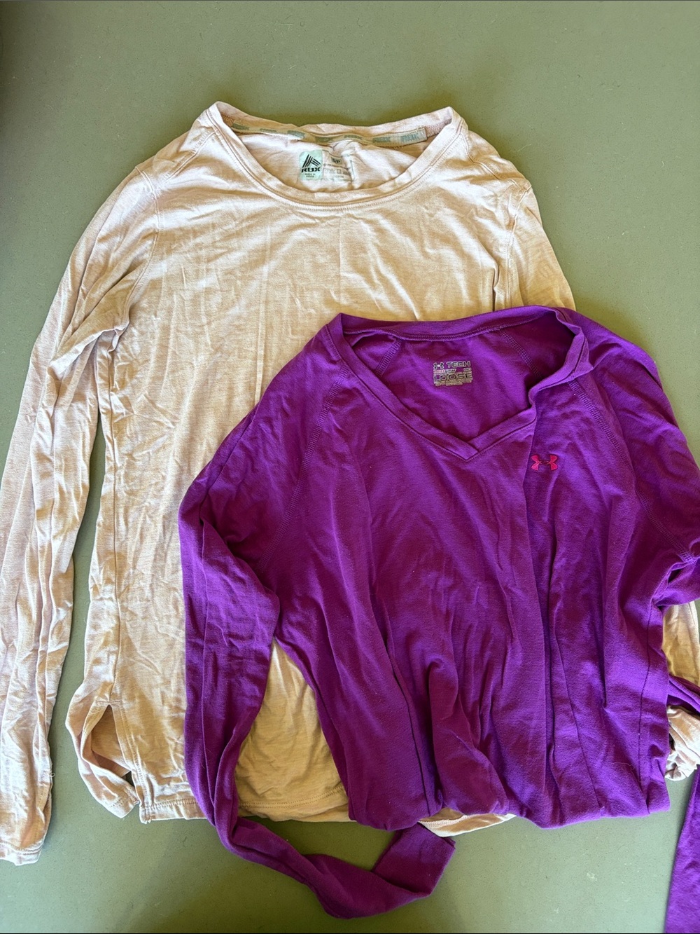 Under Armour Purple V-Neck Long Sleeve Top with Cream Tee